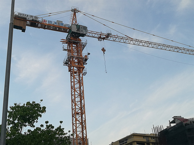 施工升降機(jī)現(xiàn)場(chǎng)需要具備哪些條件？